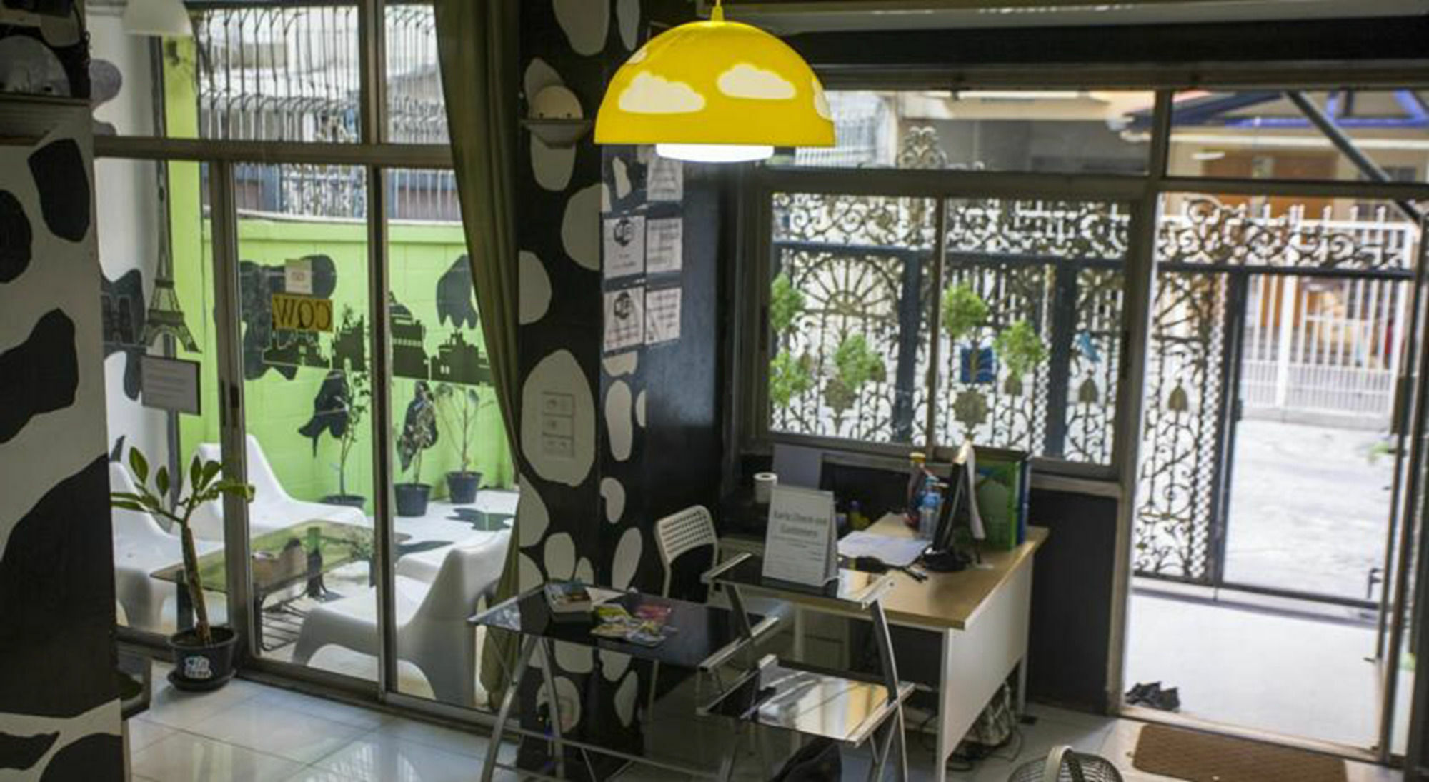 Mad Cow Hostel Bangkok Exteriér fotografie
